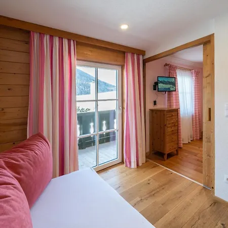 Appartement Ferienhof Ortnergut Eben Im Pongau Exterior photo